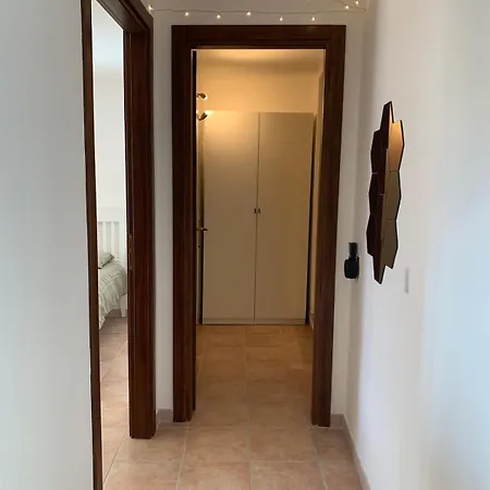 Al Campanaro, Romantic Retreat In The Village