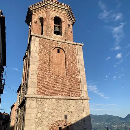 Al Campanaro, Romantic Retreat In The Village