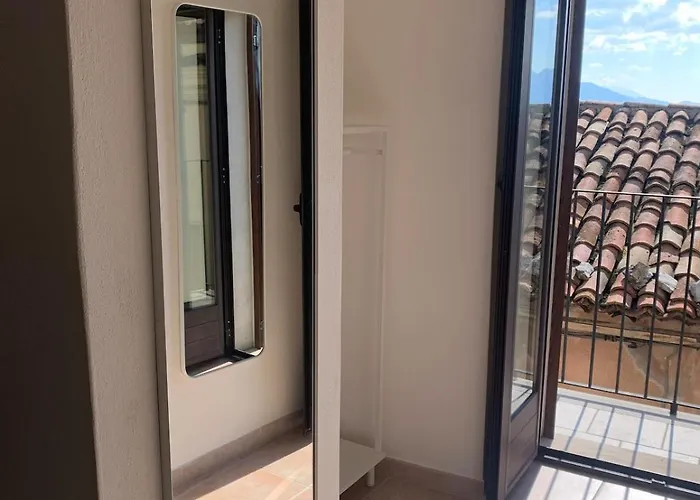 Διαμέρισμα Al Campanaro, Romantic Retreat In The Village Castelluccio Superiore